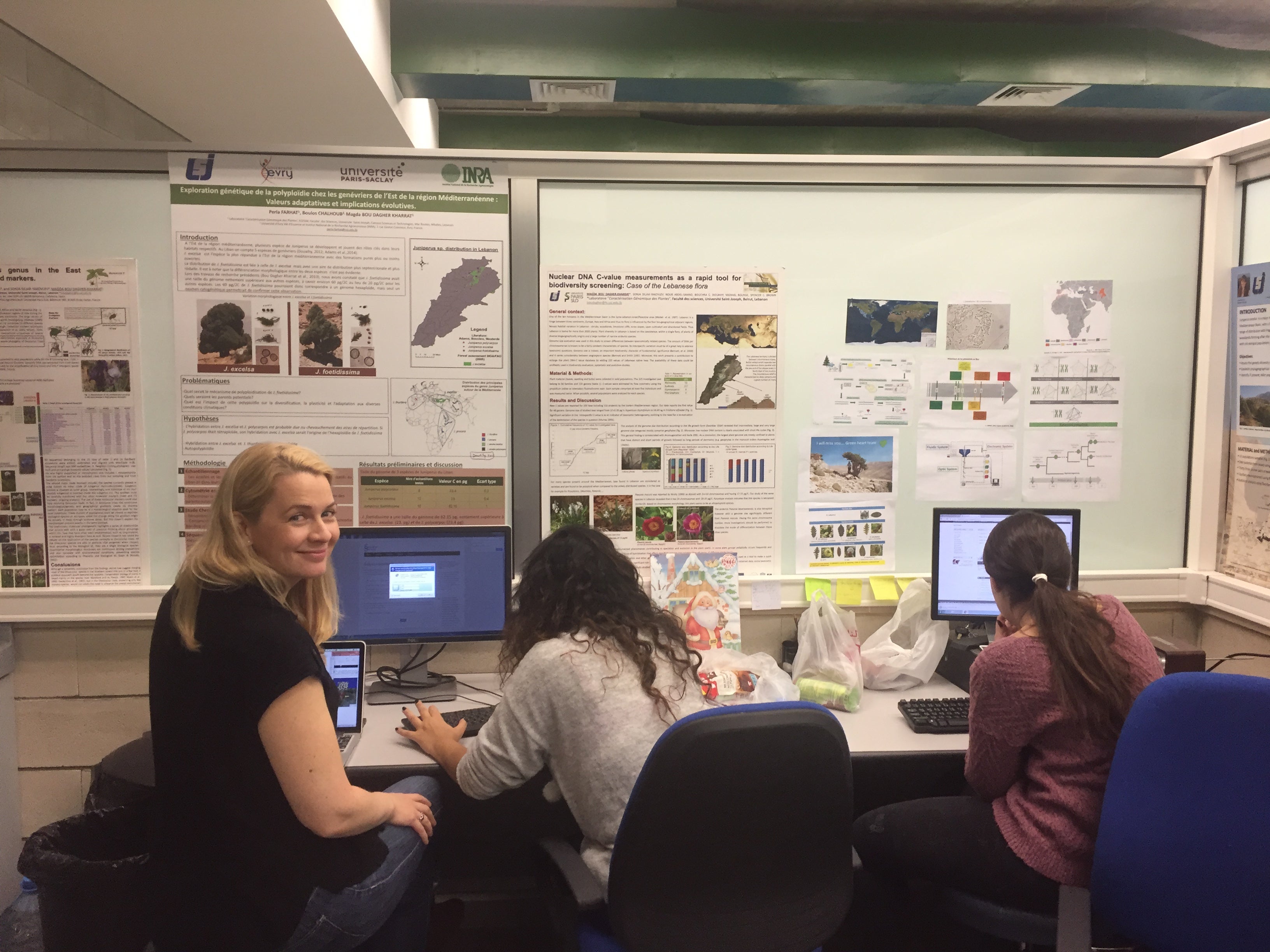 McInerney works with Magda’s graduate students, showing them software that Smithsonian researchers use to analyze next-generation sequencing data. According to McInerney, the students were fast learners.